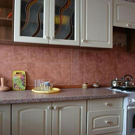 Apartment On Prospekt Peremogi Czernihów Zewnętrze zdjęcie