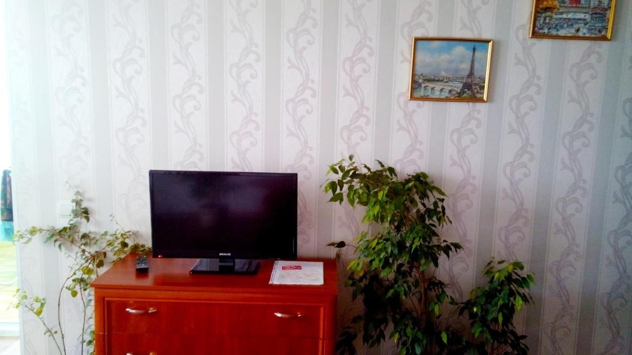 Apartment On Prospekt Peremogi Czernihów Zewnętrze zdjęcie